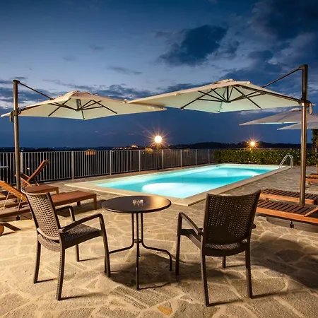 Villa Vinory - La Mandragola Mombercelli